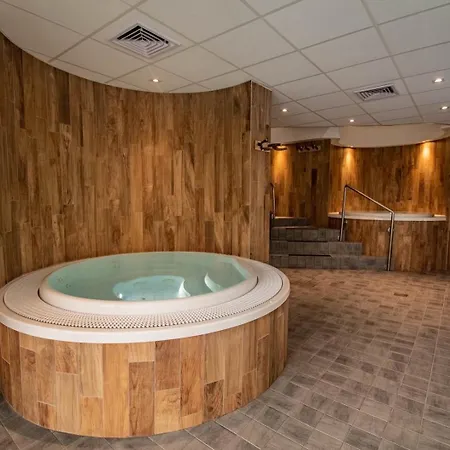 Combe -spacieux 4/6 Personnes Avec Grand Balcon