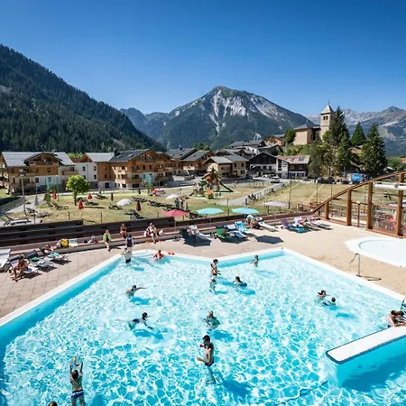 Holiday home Combe -spacieux 4/6 Personnes Avec Grand Balcon La Plagne
