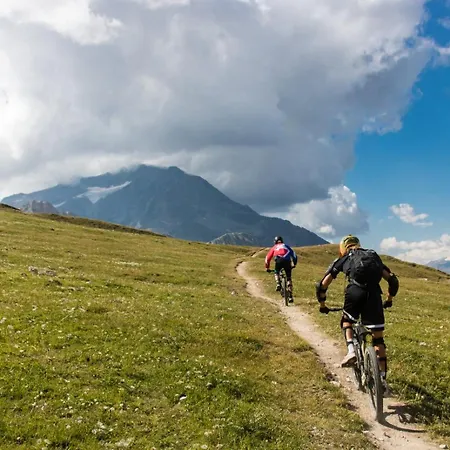 Combe -spacieux 4/6 Personnes Avec Grand Balcon Holiday home *