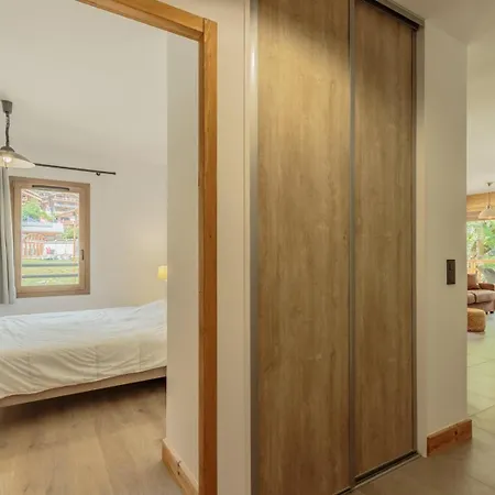 Combe -spacieux 4/6 Personnes Avec Grand Balcon