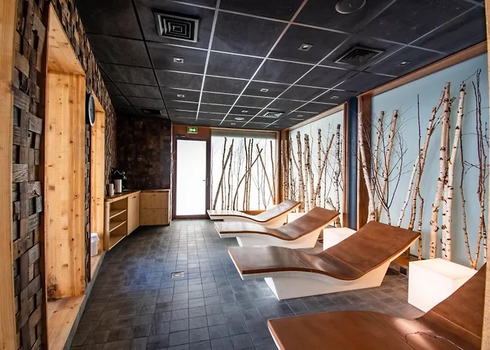 Combe -spacieux 4/6 Personnes Avec Grand Balcon *